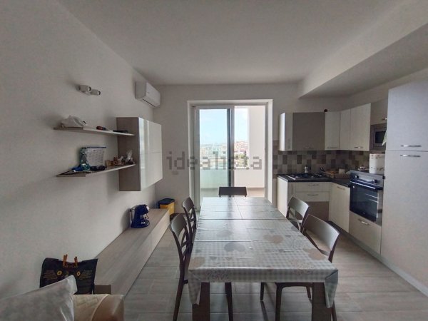 appartamento in vendita a Terrasini in zona Cala Rossa