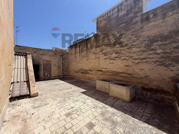 casa indipendente in vendita a Terrasini