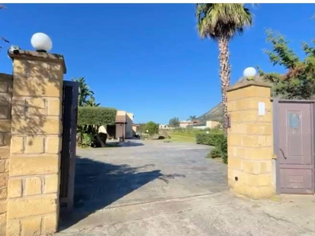 casa indipendente in vendita a Terrasini in zona San Cataldo