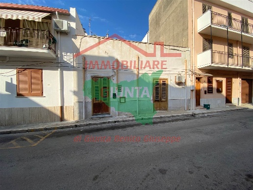 casa indipendente in vendita a Terrasini