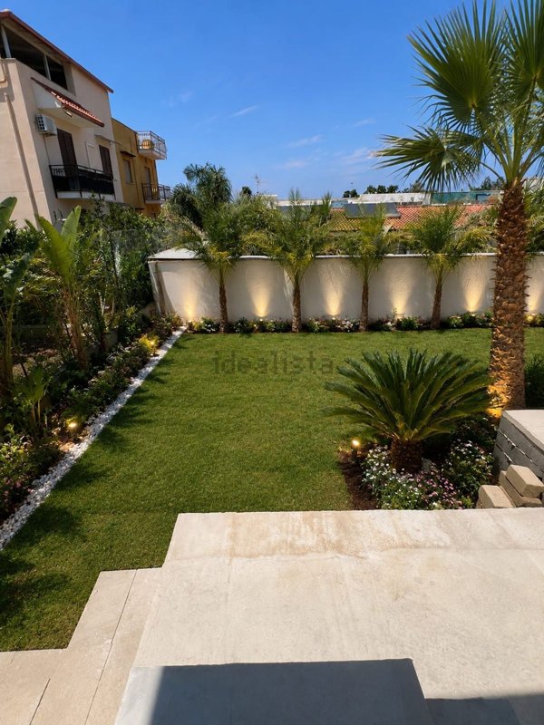 casa indipendente in vendita a Terrasini