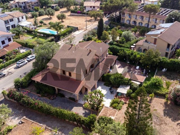 appartamento in vendita a Terrasini in zona Città del Mare/Perla del Golfo
