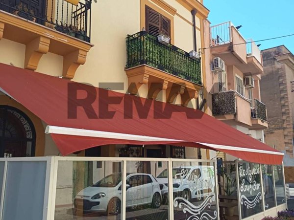 negozio in vendita a Terrasini
