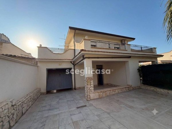casa indipendente in vendita a Terrasini in zona Serra