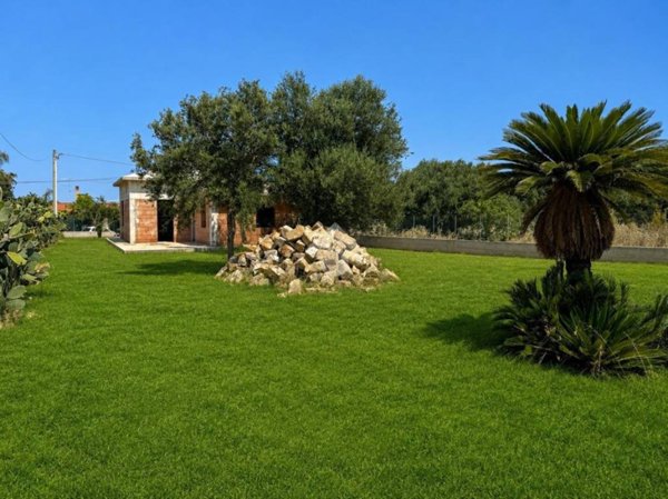 casa indipendente in vendita a Terrasini