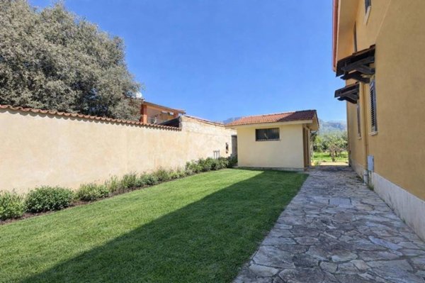casa indipendente in vendita a Terrasini in zona San Cataldo