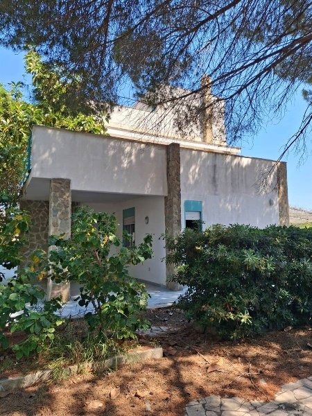 casa indipendente in vendita a Terrasini in zona Cala Rossa