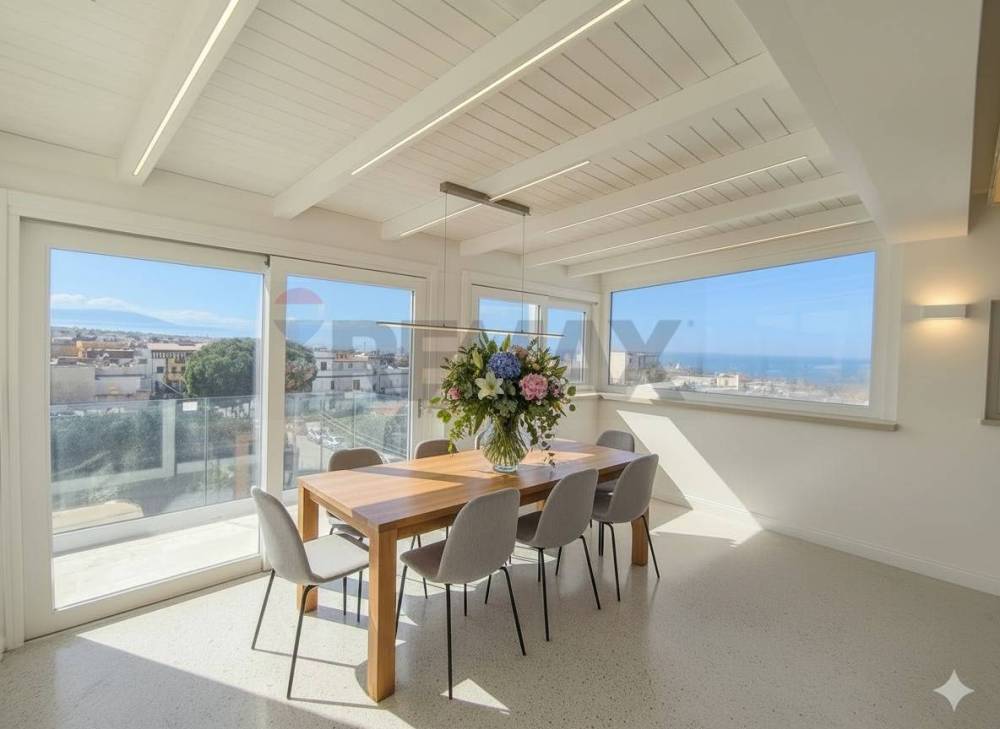 appartamento in vendita a Terrasini in zona Cala Rossa