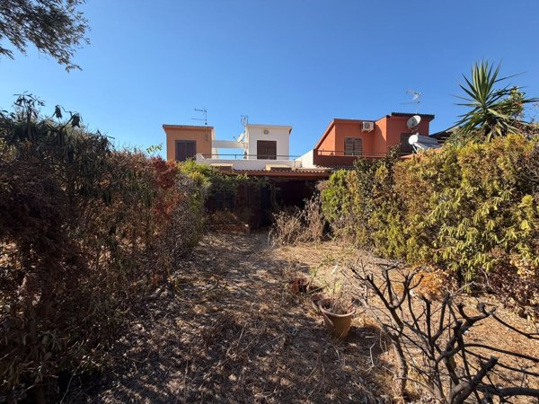 casa indipendente in vendita a Terrasini in zona Cala Rossa
