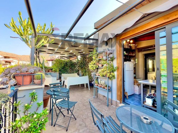casa indipendente in vendita a Terrasini