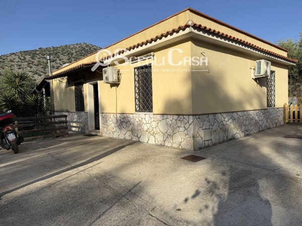 casa indipendente in vendita a Torretta