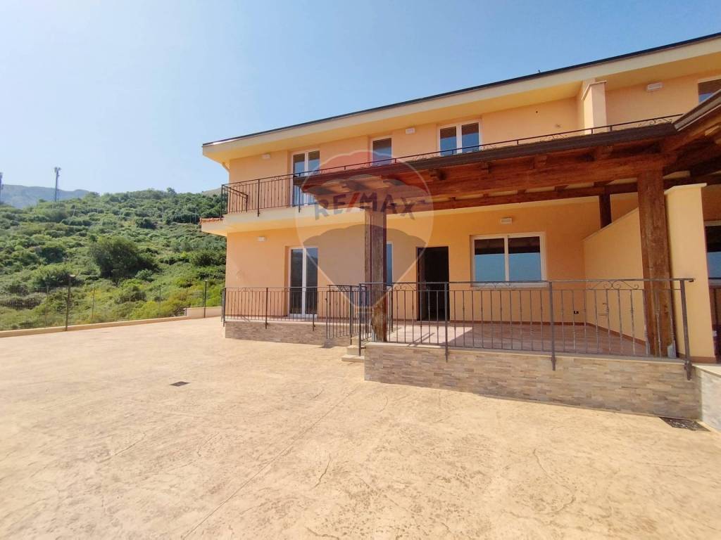 casa indipendente in vendita a Torretta