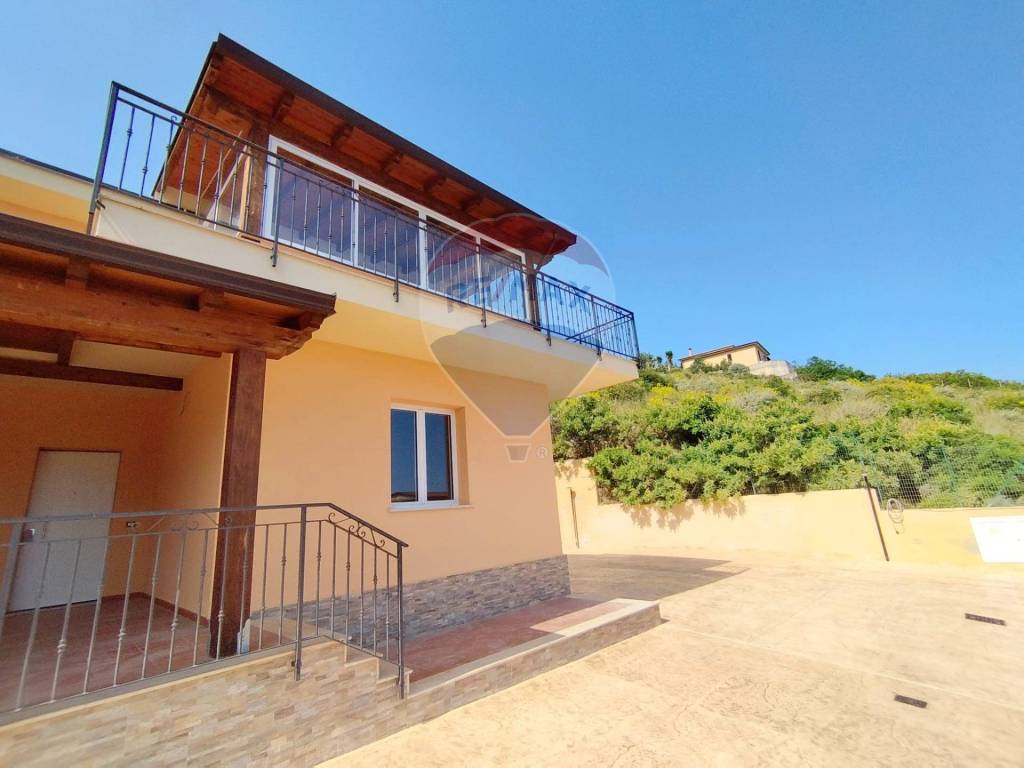 casa indipendente in vendita a Torretta