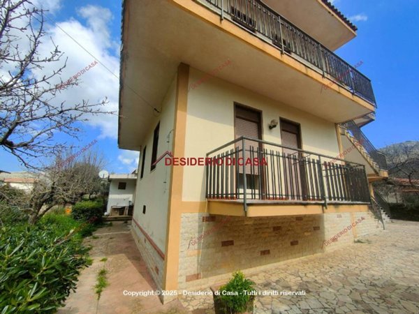 casa indipendente in vendita a Torretta