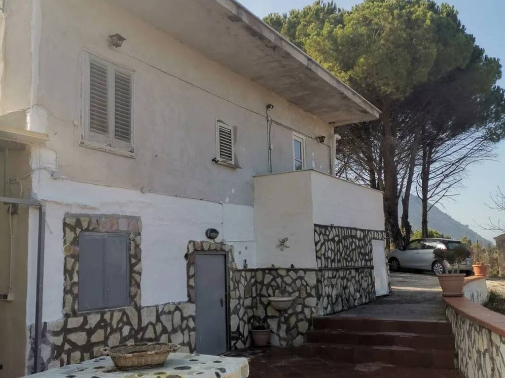 casa indipendente in vendita a Torretta