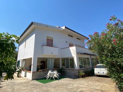 casa indipendente in vendita a Torretta