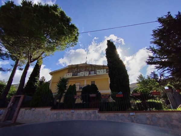 casa indipendente in vendita a Torretta