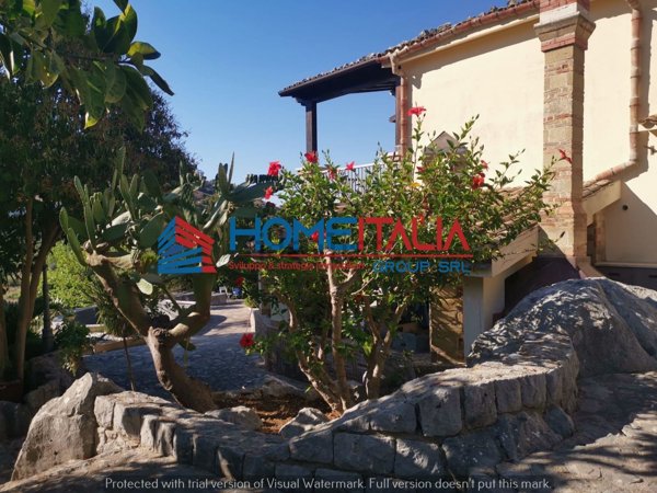 casa indipendente in vendita a Torretta