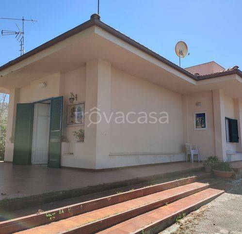 casa indipendente in vendita a Torretta