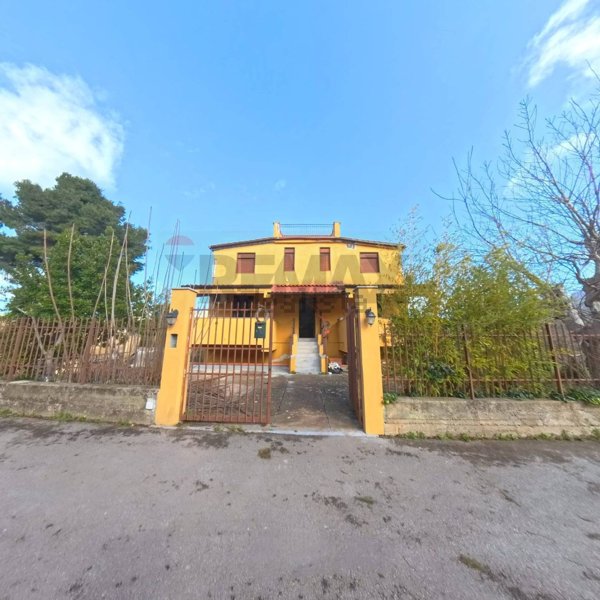 casa indipendente in vendita a Torretta