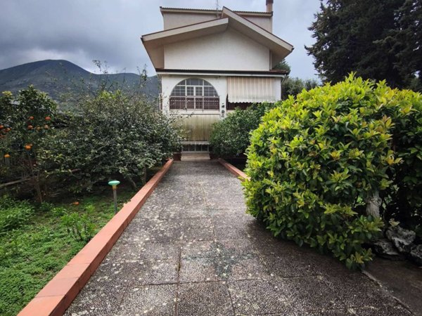 casa indipendente in vendita a Torretta