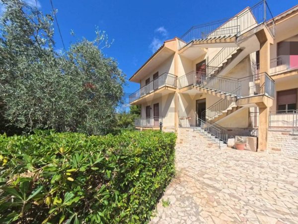 casa indipendente in vendita a Torretta