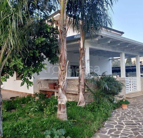 casa indipendente in vendita a Torretta