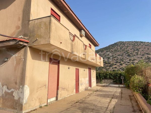 casa indipendente in vendita a Torretta