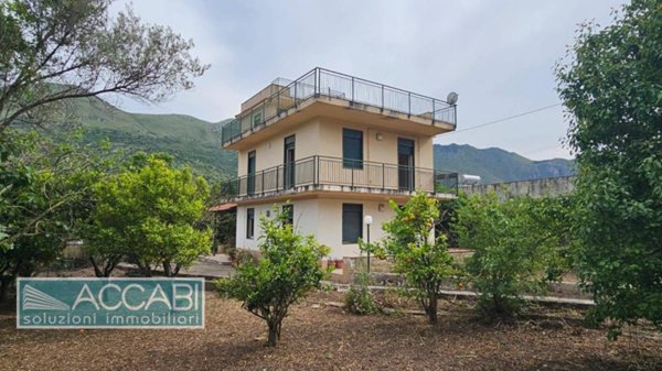 casa indipendente in vendita a Torretta