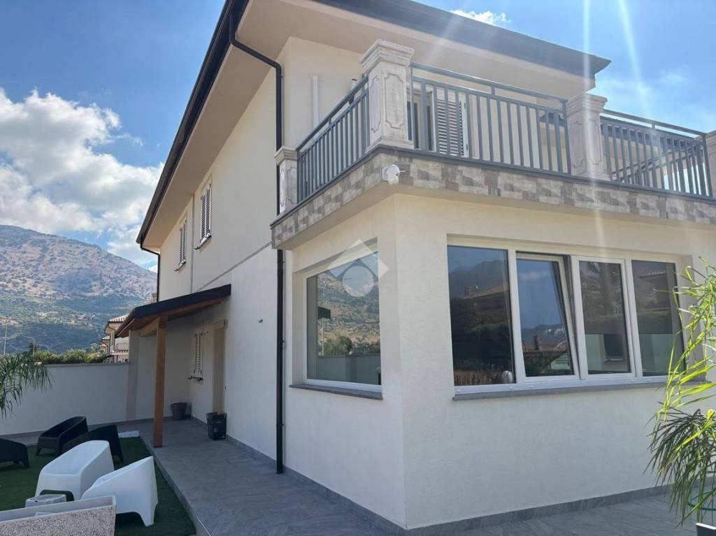 casa indipendente in vendita a Torretta
