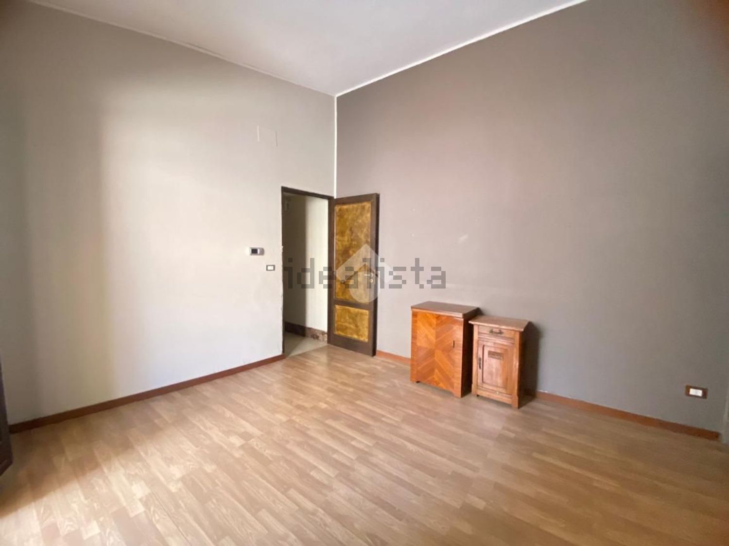 pentavano in vendita a Trabia