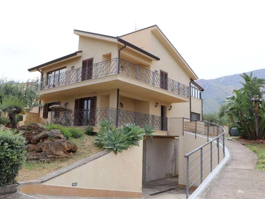 villa in vendita a Trabia in zona Sant'Onofrio
