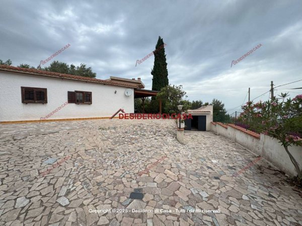casa indipendente in vendita a Trabia in zona Sant'Onofrio