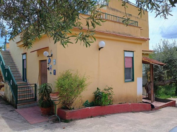 casa indipendente in vendita a Trabia