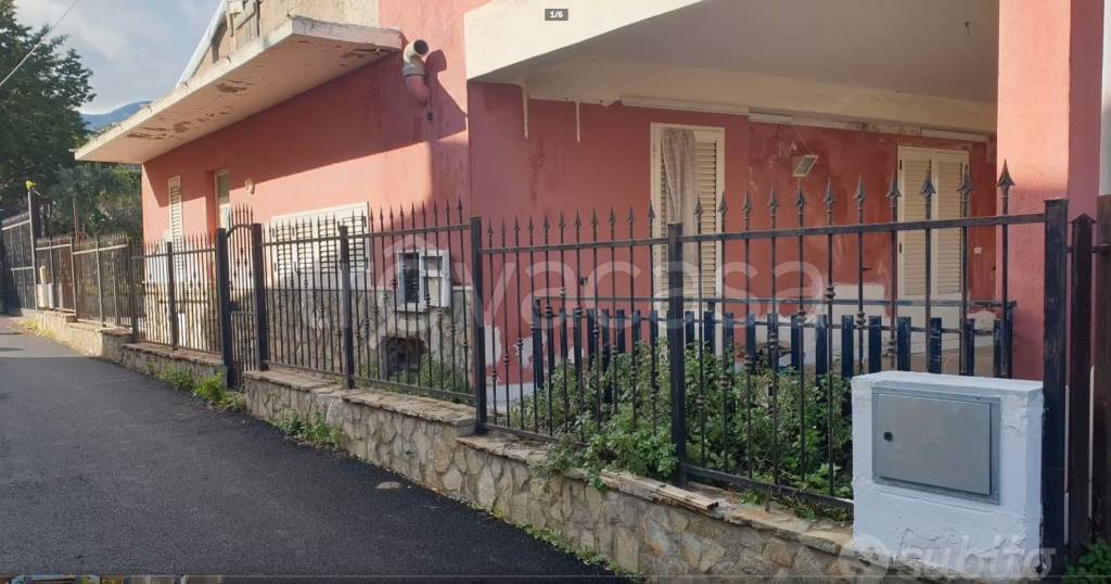 casa indipendente in vendita a Trabia