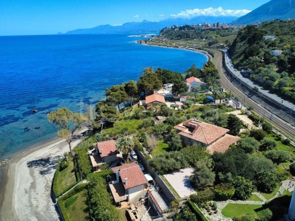 casa indipendente in vendita a Trabia