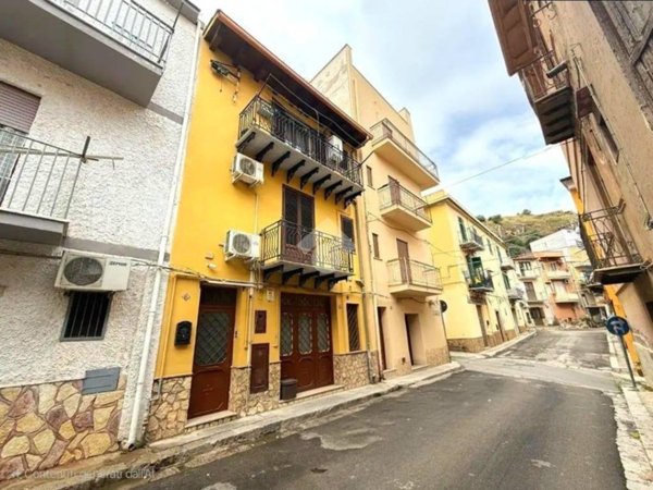 casa indipendente in vendita a Trabia