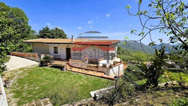 casa indipendente in vendita a Trabia