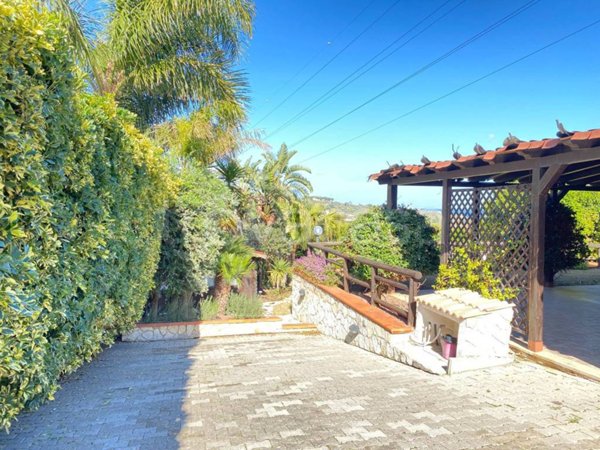 casa indipendente in vendita a Trabia in zona San Nicola l'Arena