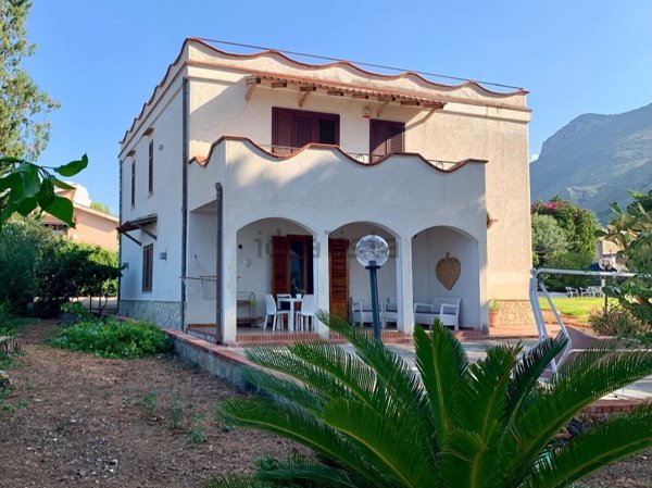 casa indipendente in vendita a Trabia