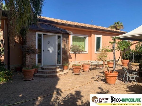 casa indipendente in vendita a Trabia