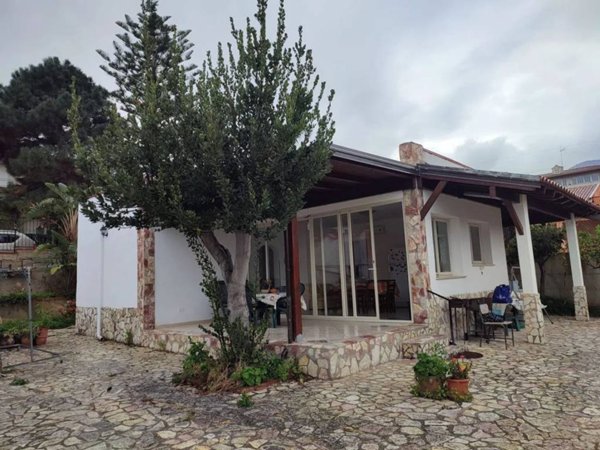 casa indipendente in vendita a Trabia