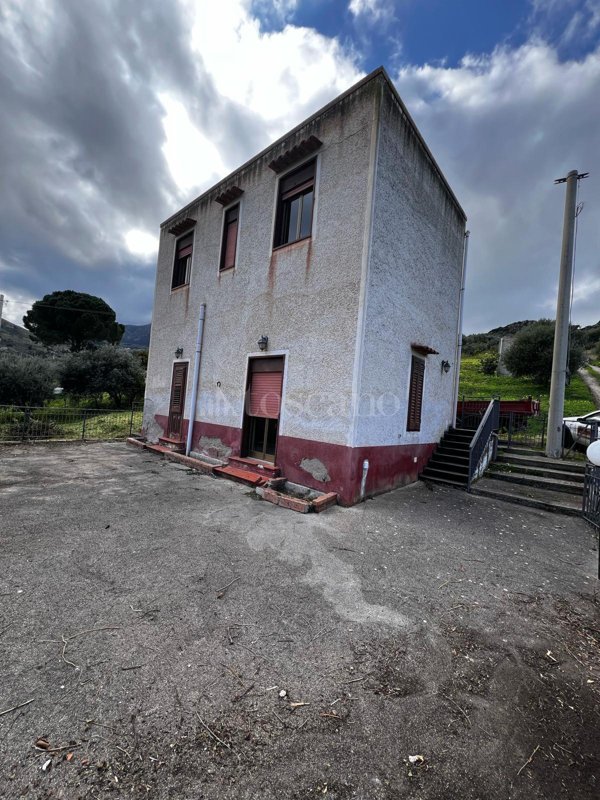 casa indipendente in vendita a Trabia