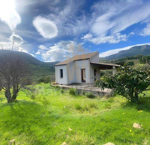 casa indipendente in vendita a Trabia