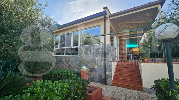 casa indipendente in vendita a Trabia