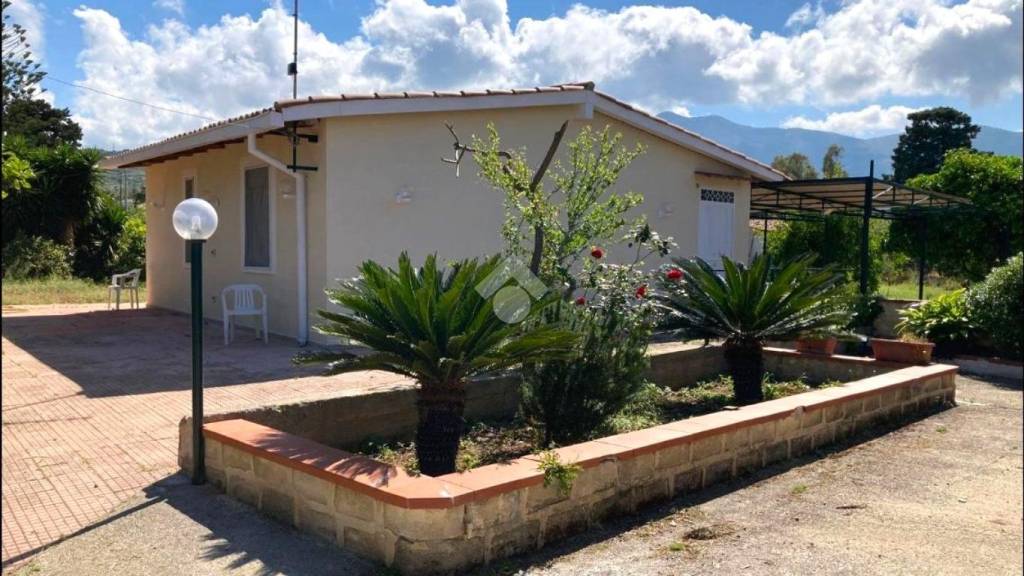 casa indipendente in vendita a Trabia