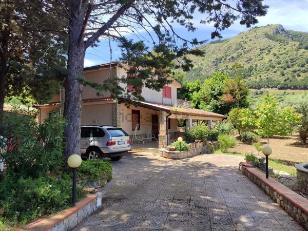 casa indipendente in vendita a Trabia