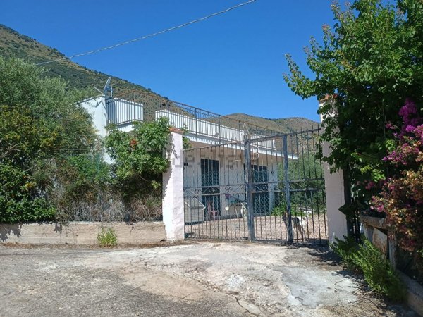 casa indipendente in vendita a Trabia in zona Sant'Onofrio
