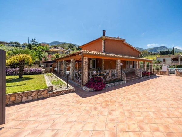 casa indipendente in vendita a Trabia in zona San Nicola l'Arena