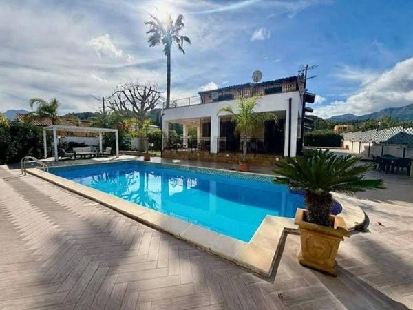 casa indipendente in vendita a Trabia